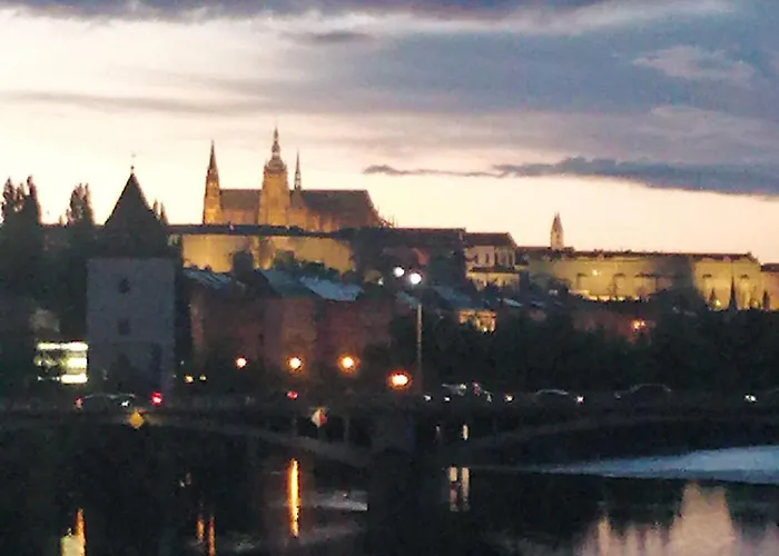 아파트 Valentinka Minutes Away From Charles Bridge 프라하