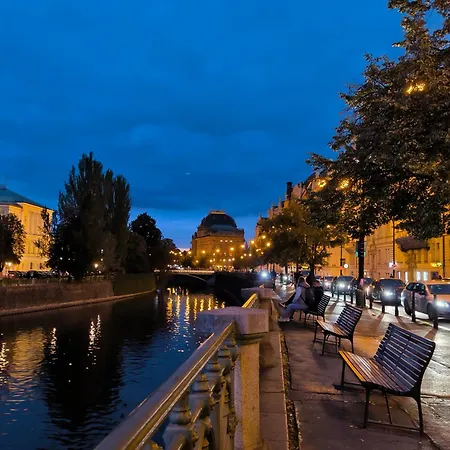 Valentinka Minutes Away From Charles Bridge Apartament Praga