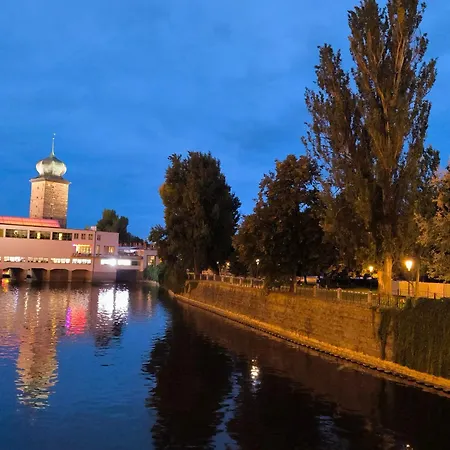 公寓 Valentinka Minutes Away From Charles Bridge *
